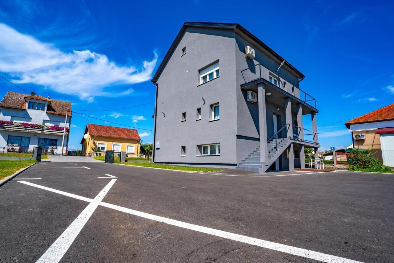 Km Therooms Bjelovar Exterior foto